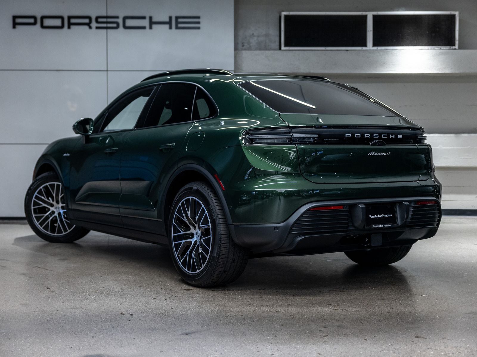2026 Porsche Macan Macan 4 Electric