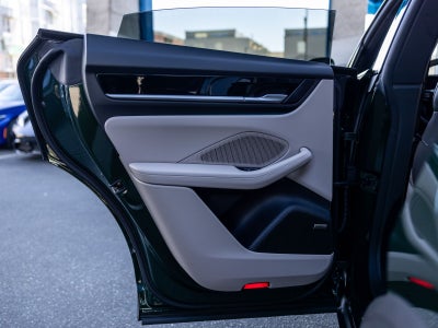 2026 Porsche Macan Macan 4 Electric