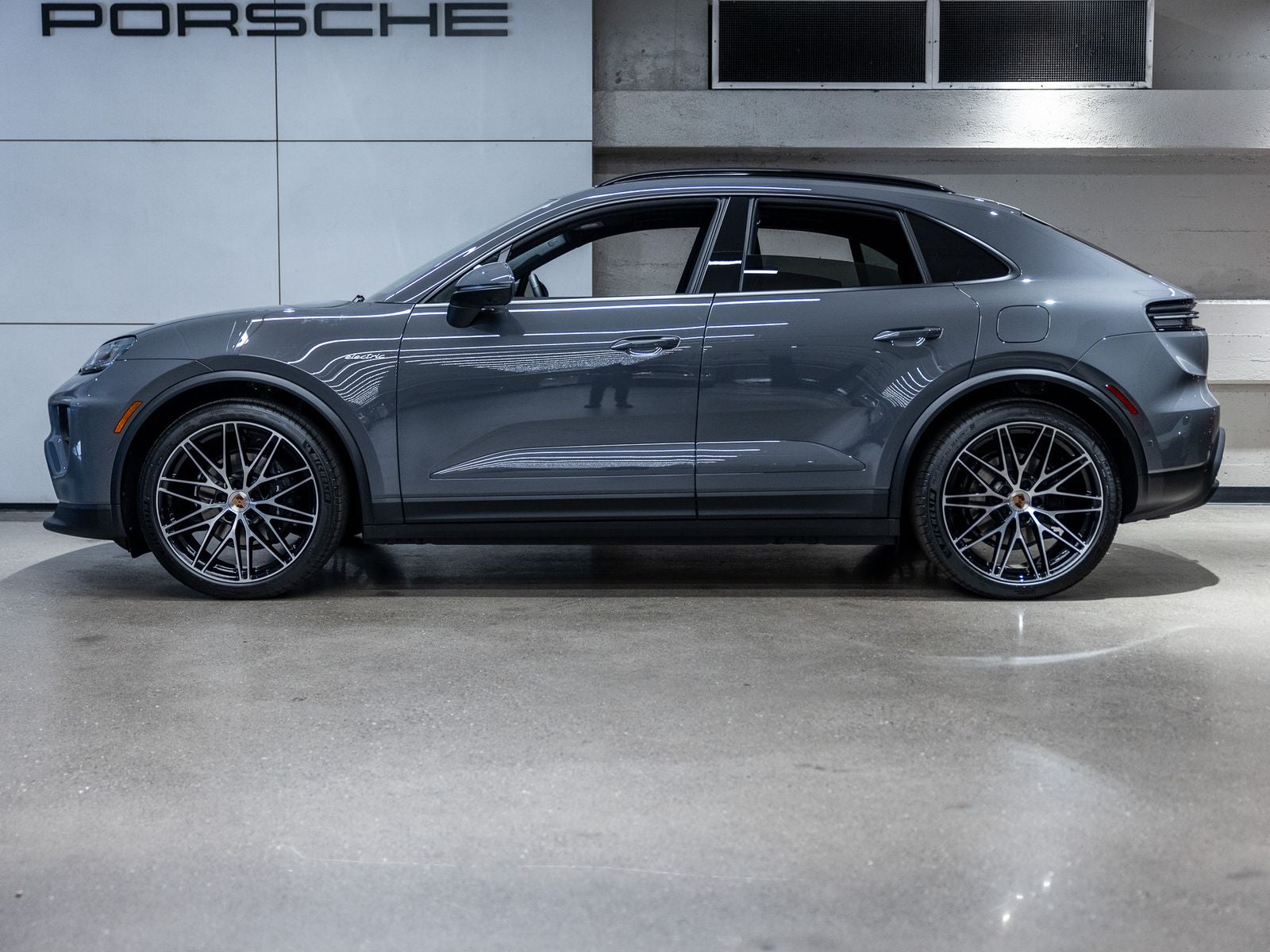 2026 Porsche Macan 4 Electric