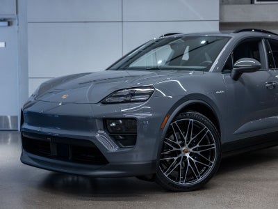 2026 Porsche Macan 4 Electric