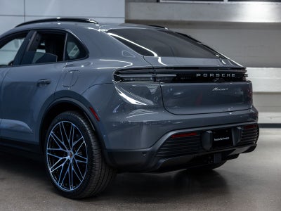 2026 Porsche Macan 4 Electric