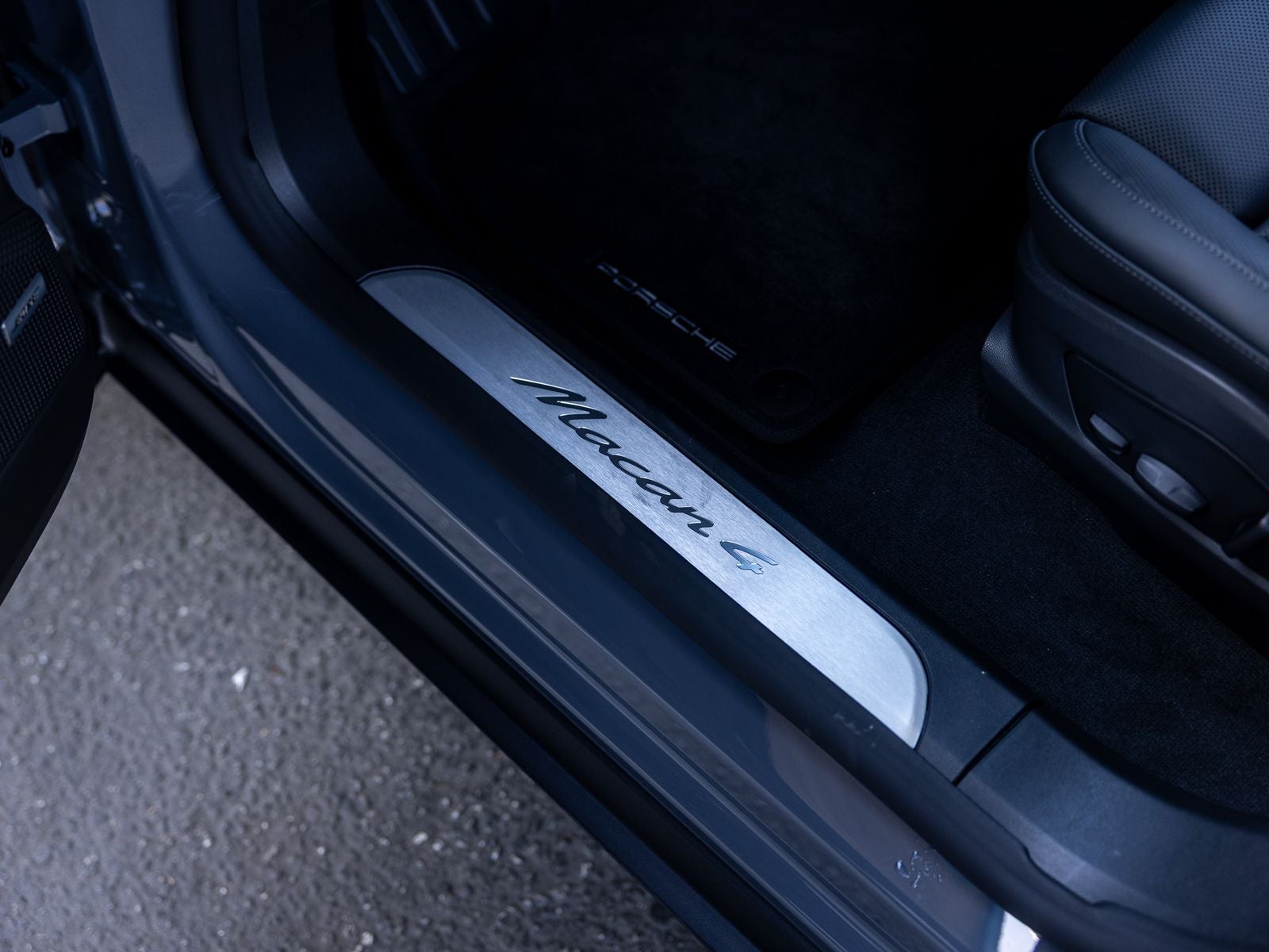 2026 Porsche Macan 4 Electric