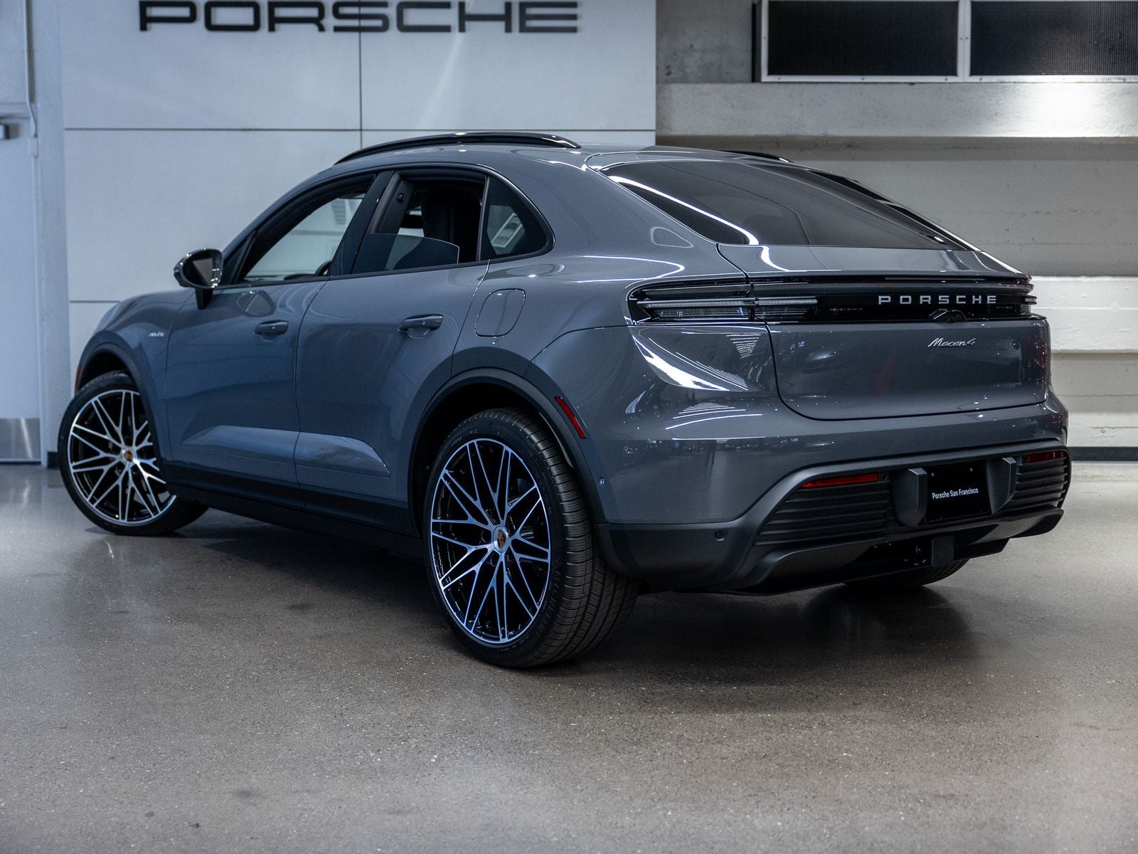 2026 Porsche Macan 4 Electric