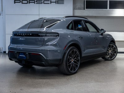 2026 Porsche Macan 4 Electric