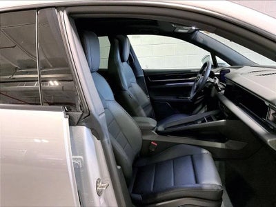 2026 Porsche Macan Macan 4 Electric