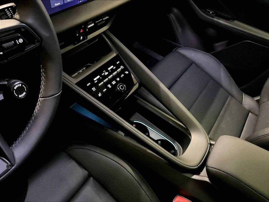 2026 Porsche Macan Macan 4 Electric