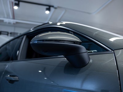 2026 Porsche Macan 4 Electric
