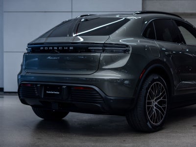 2026 Porsche Macan 4 Electric