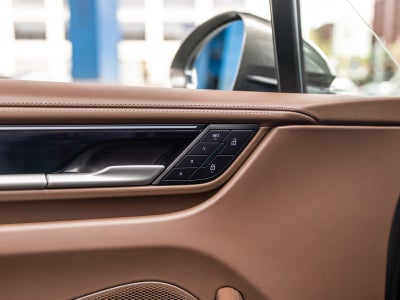 2026 Porsche Macan 4 Electric