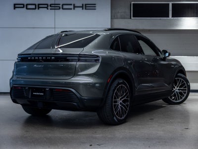 2026 Porsche Macan 4 Electric