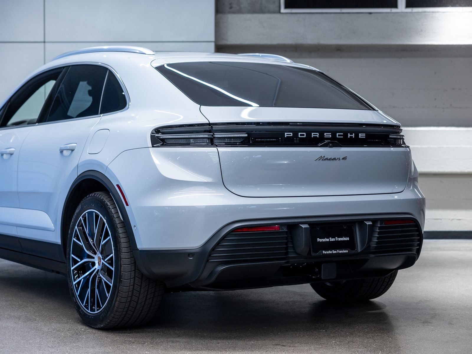2026 Porsche Macan 4 Electric