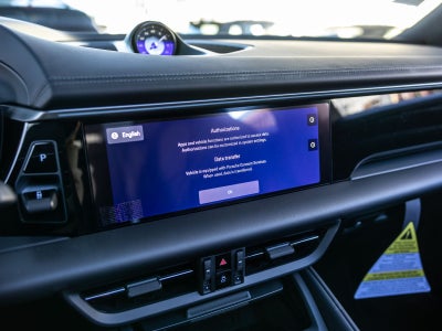 2026 Porsche Macan 4 Electric