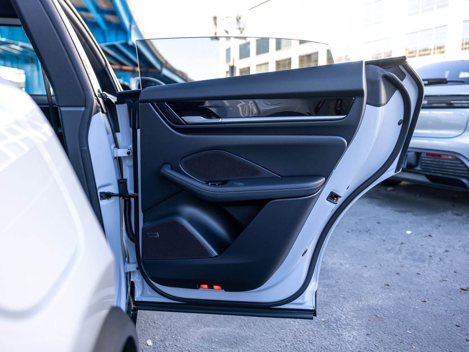 2026 Porsche Macan 4 Electric