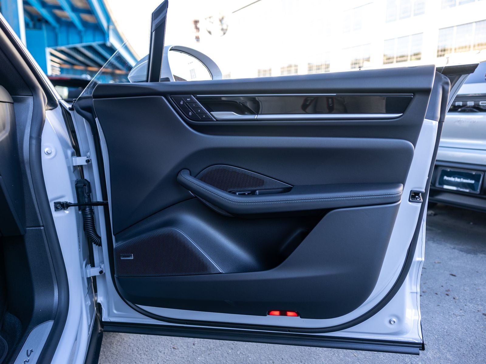 2026 Porsche Macan 4 Electric