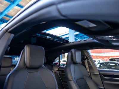 2026 Porsche Macan 4 Electric