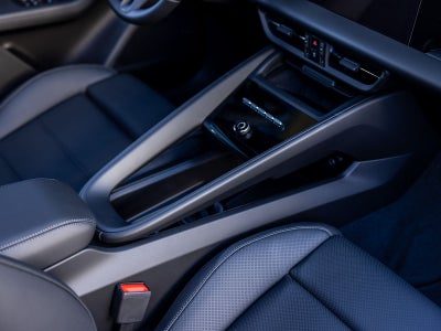 2026 Porsche Macan 4 Electric