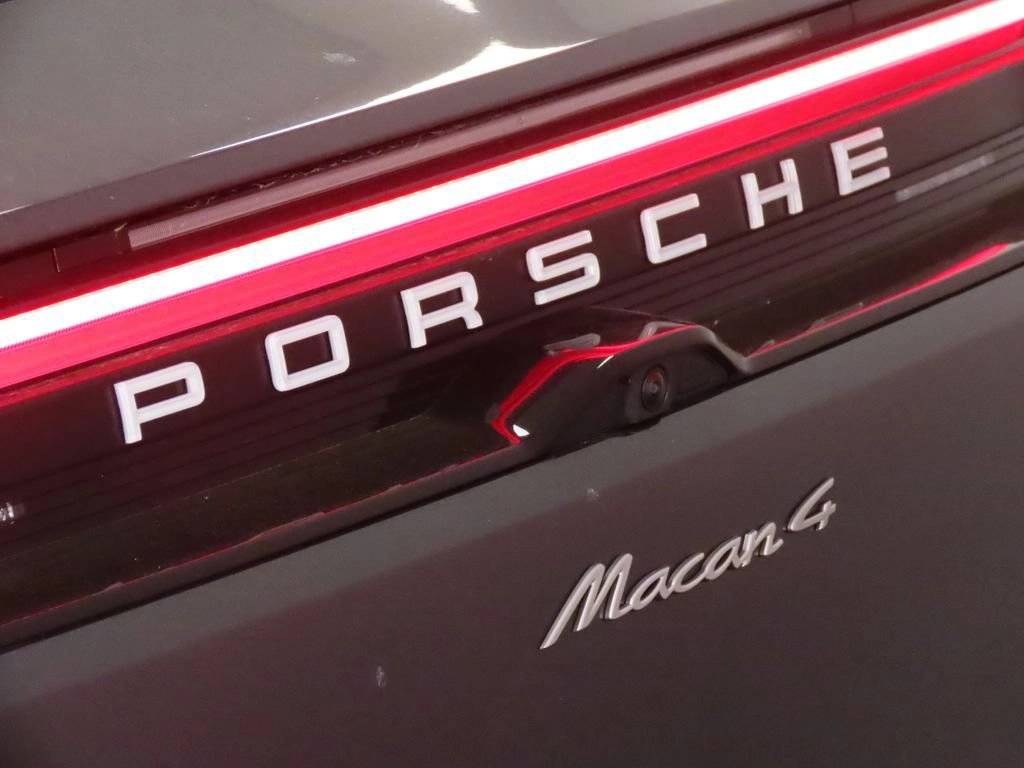2026 Porsche Macan Macan 4 Electric