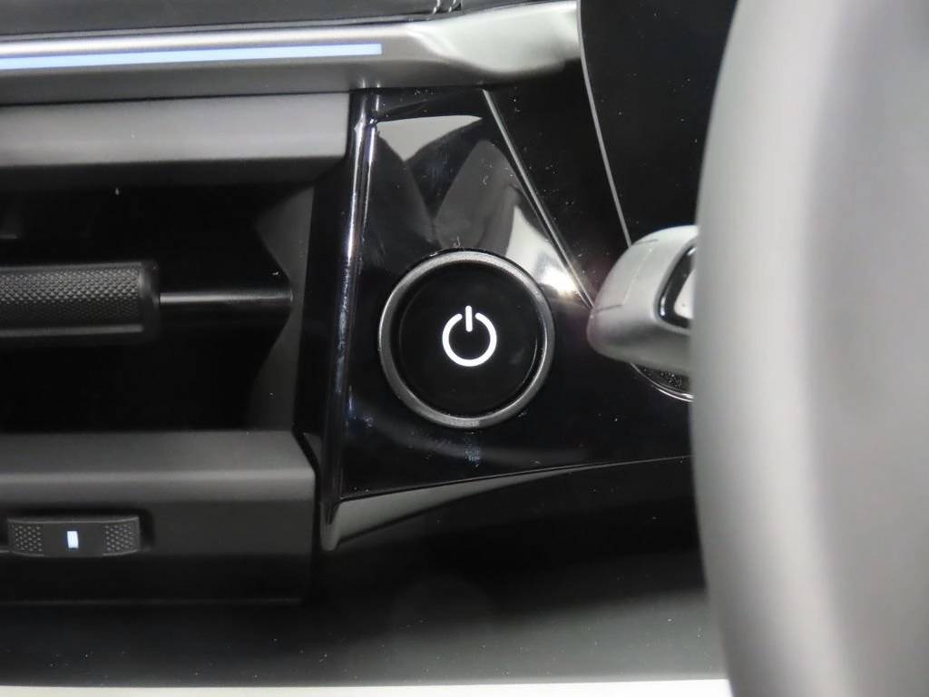 2026 Porsche Macan Macan 4 Electric