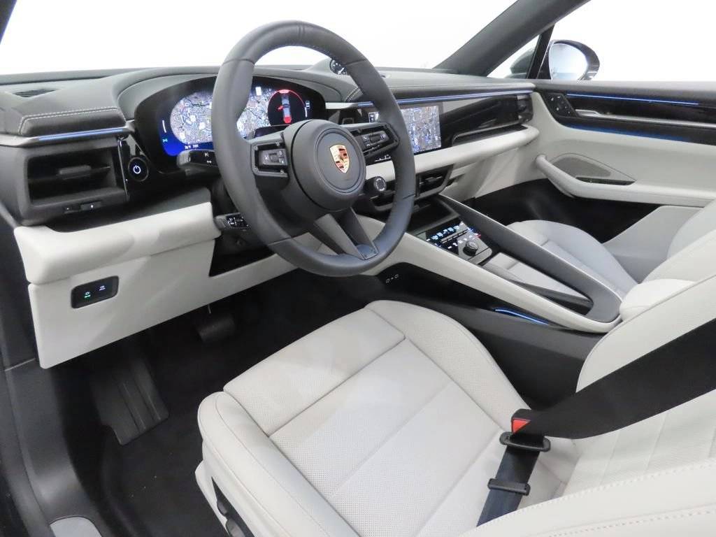 2026 Porsche Macan Macan 4 Electric
