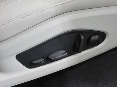 2026 Porsche Macan Macan 4 Electric