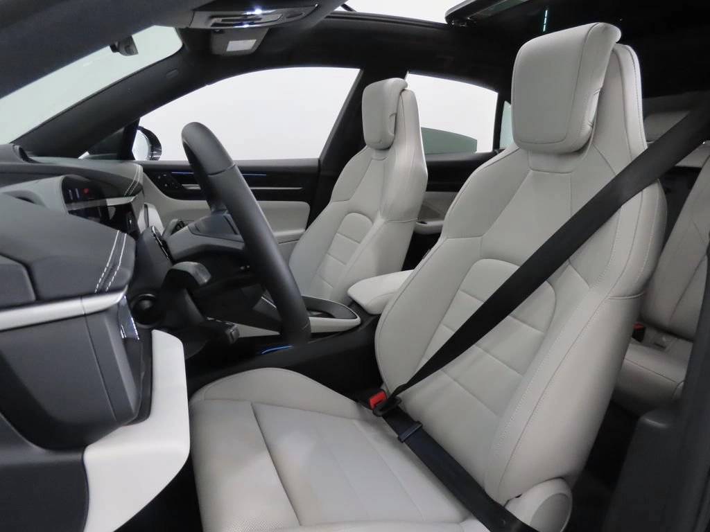 2026 Porsche Macan Macan 4 Electric