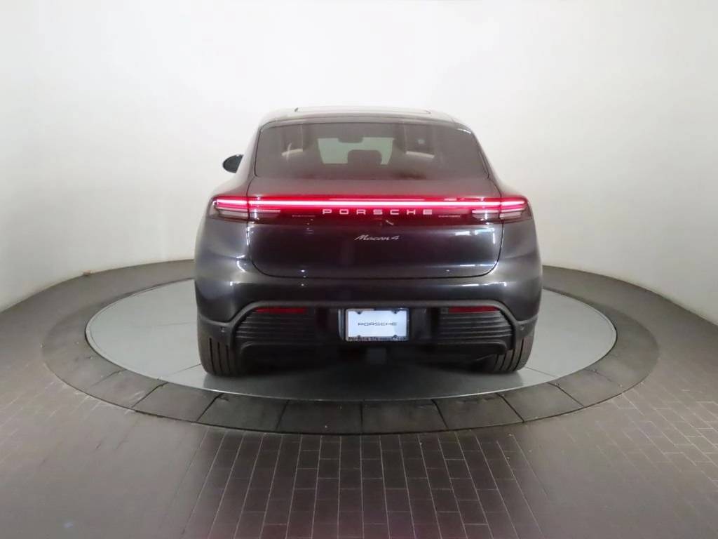 2026 Porsche Macan Macan 4 Electric