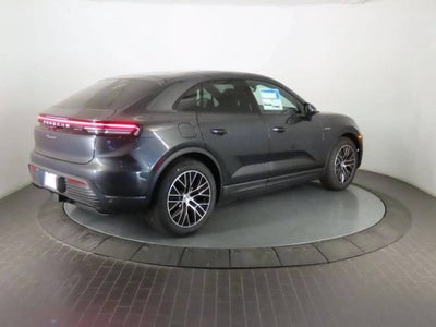 2026 Porsche Macan Macan 4 Electric