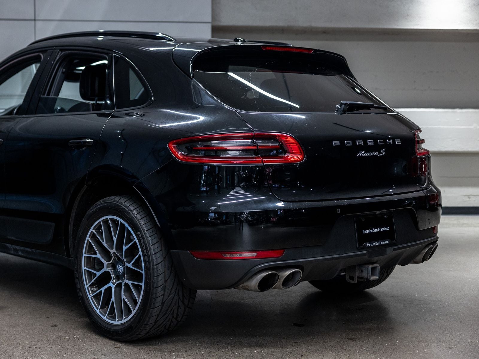 2017 Porsche Macan S