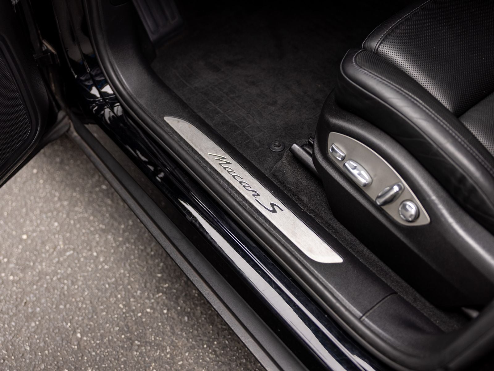 2017 Porsche Macan S
