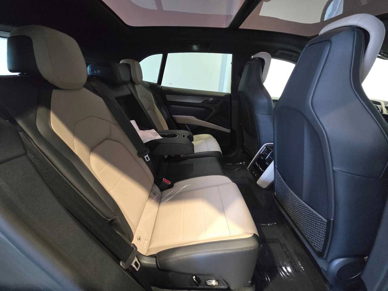 2026 Porsche Cayenne Cayenne S Electric