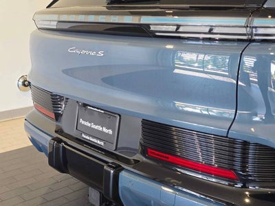 2026 Porsche Cayenne Cayenne S Electric