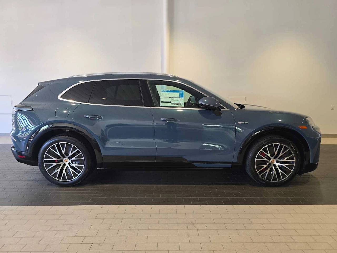 2026 Porsche Cayenne Cayenne S Electric