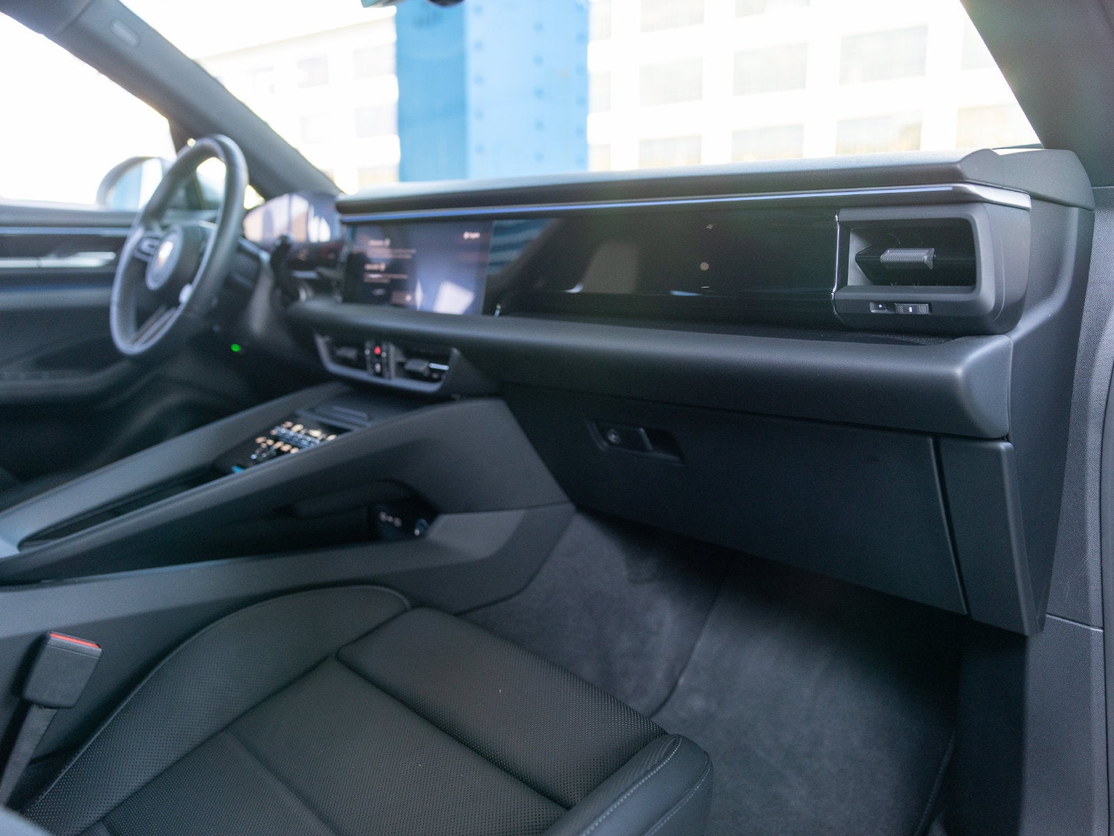 2025 Porsche Macan Macan 4S Electric