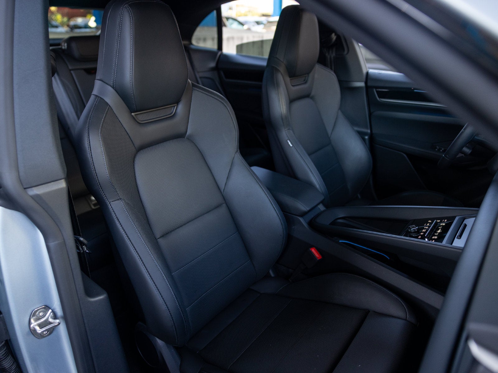 2025 Porsche Macan Macan 4S Electric