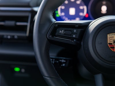2025 Porsche Macan Macan 4S Electric