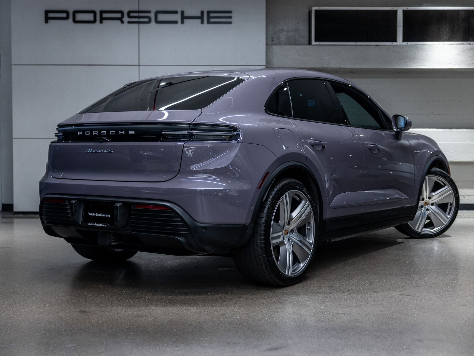 2025 Porsche Macan Macan 4S Electric
