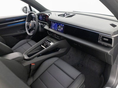 2025 Porsche Macan 4S Electric