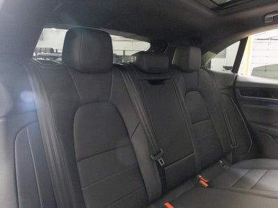 2025 Porsche Macan 4S Electric