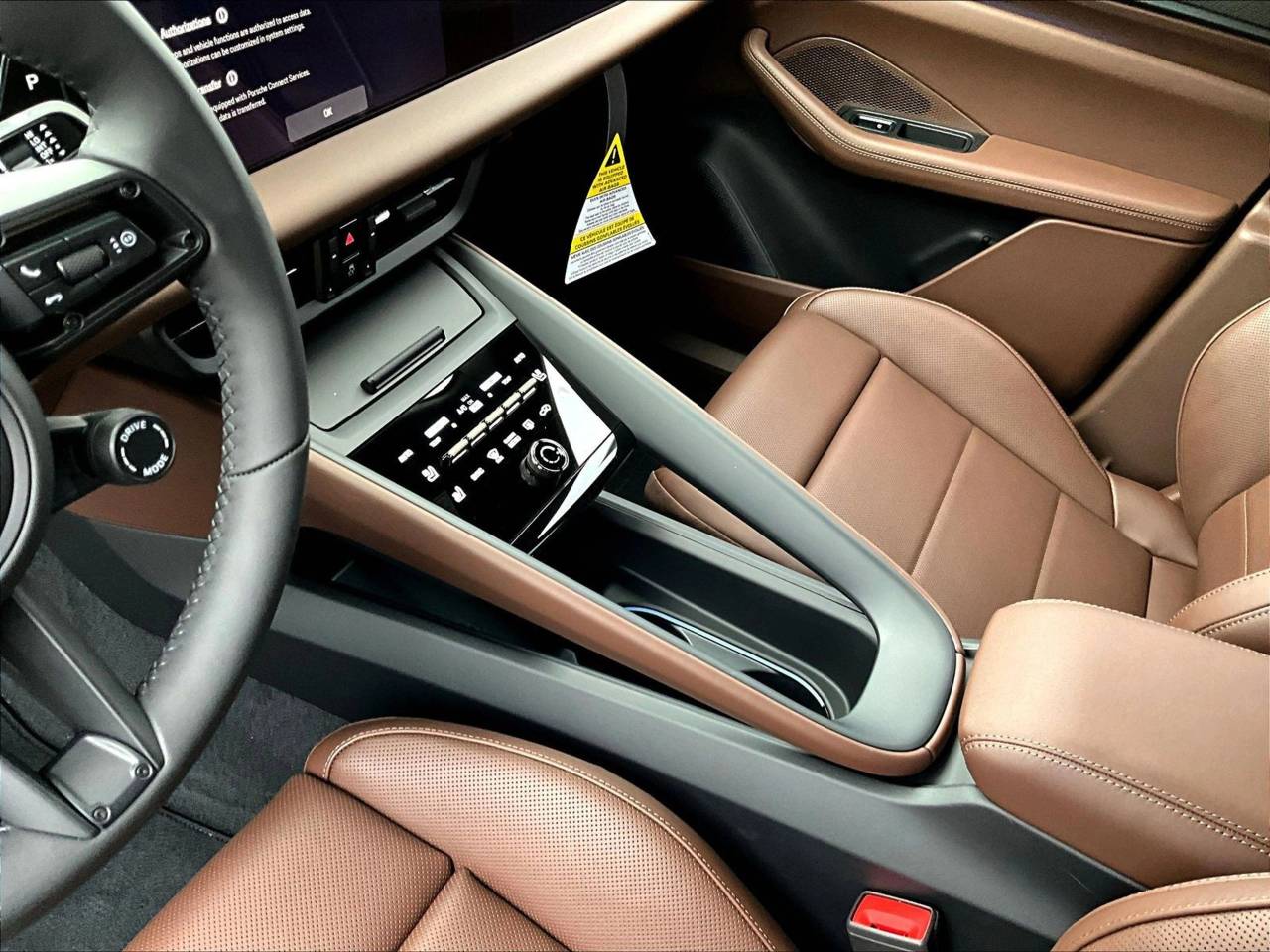 2025 Porsche Macan Macan Turbo Electric