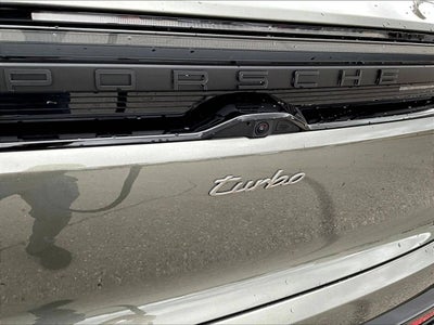 2025 Porsche Macan Macan Turbo Electric