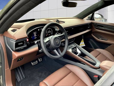 2025 Porsche Macan Macan Turbo Electric