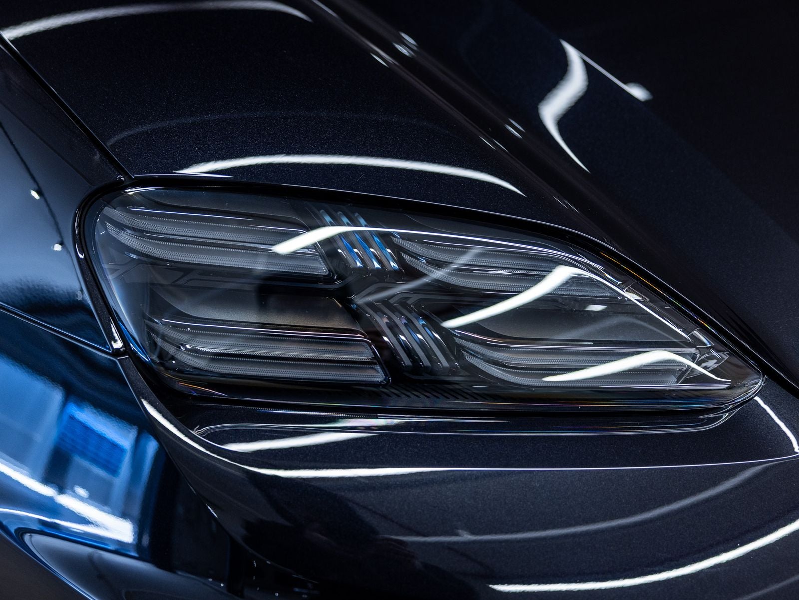2026 Porsche Macan Turbo Electric