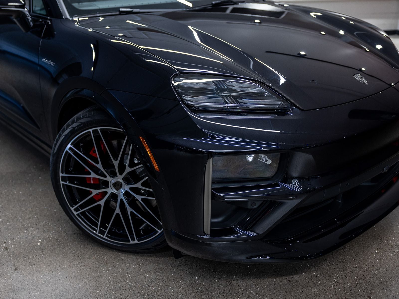 2026 Porsche Macan Turbo Electric
