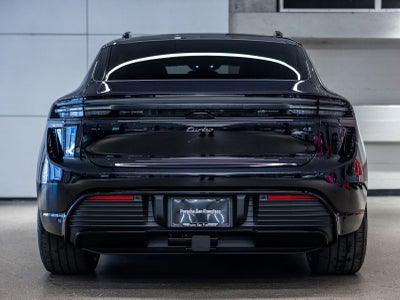 2026 Porsche Macan Turbo Electric