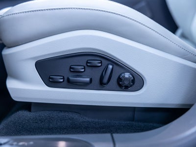 2026 Porsche Macan Turbo Electric