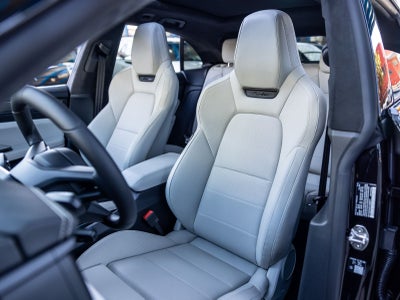 2026 Porsche Macan Turbo Electric