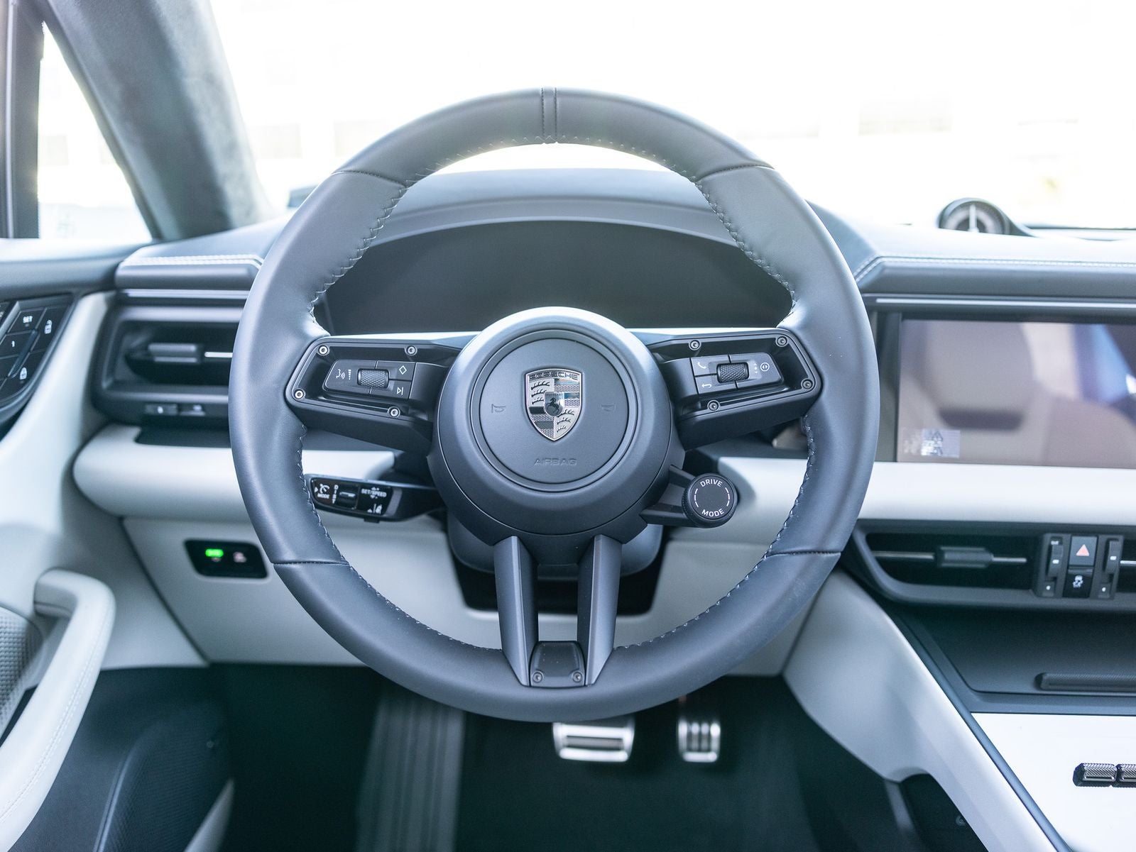 2026 Porsche Macan Turbo Electric