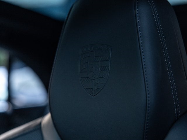 2025 Porsche Macan Macan Turbo Electric