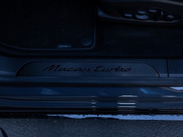 2025 Porsche Macan Macan Turbo Electric