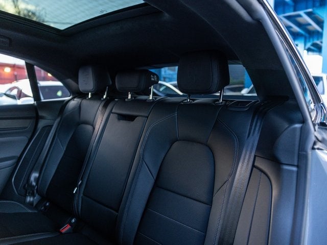 2025 Porsche Macan Macan Turbo Electric